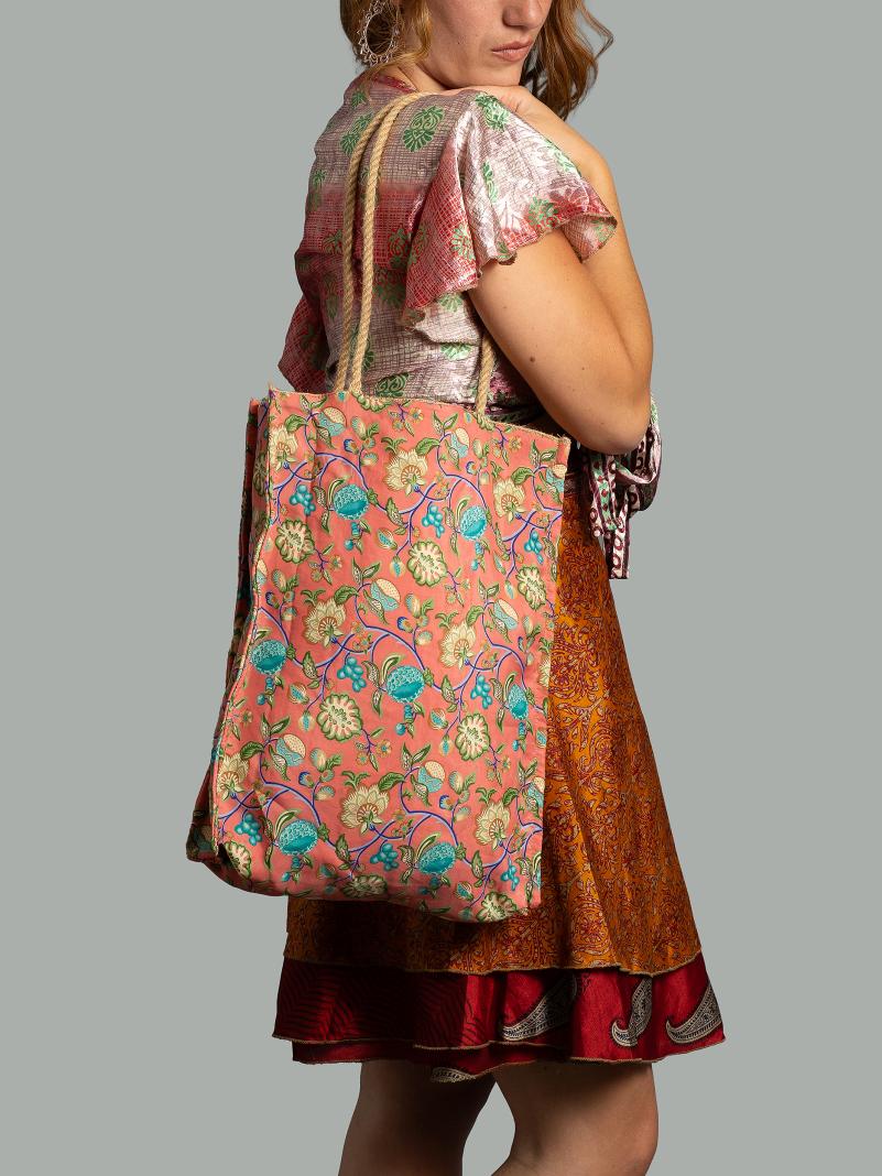 Shopper Iuta e Sari N.25