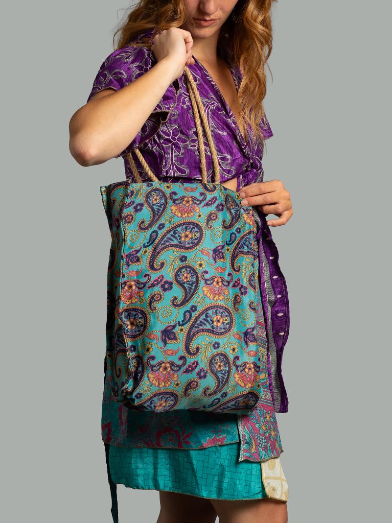Shopper Iuta e Sari N.31