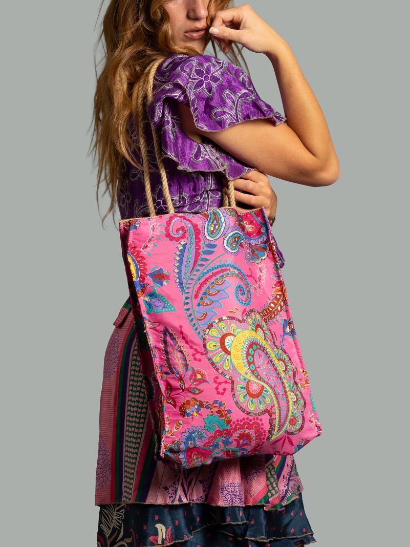 Shopper Iuta e Sari N.30