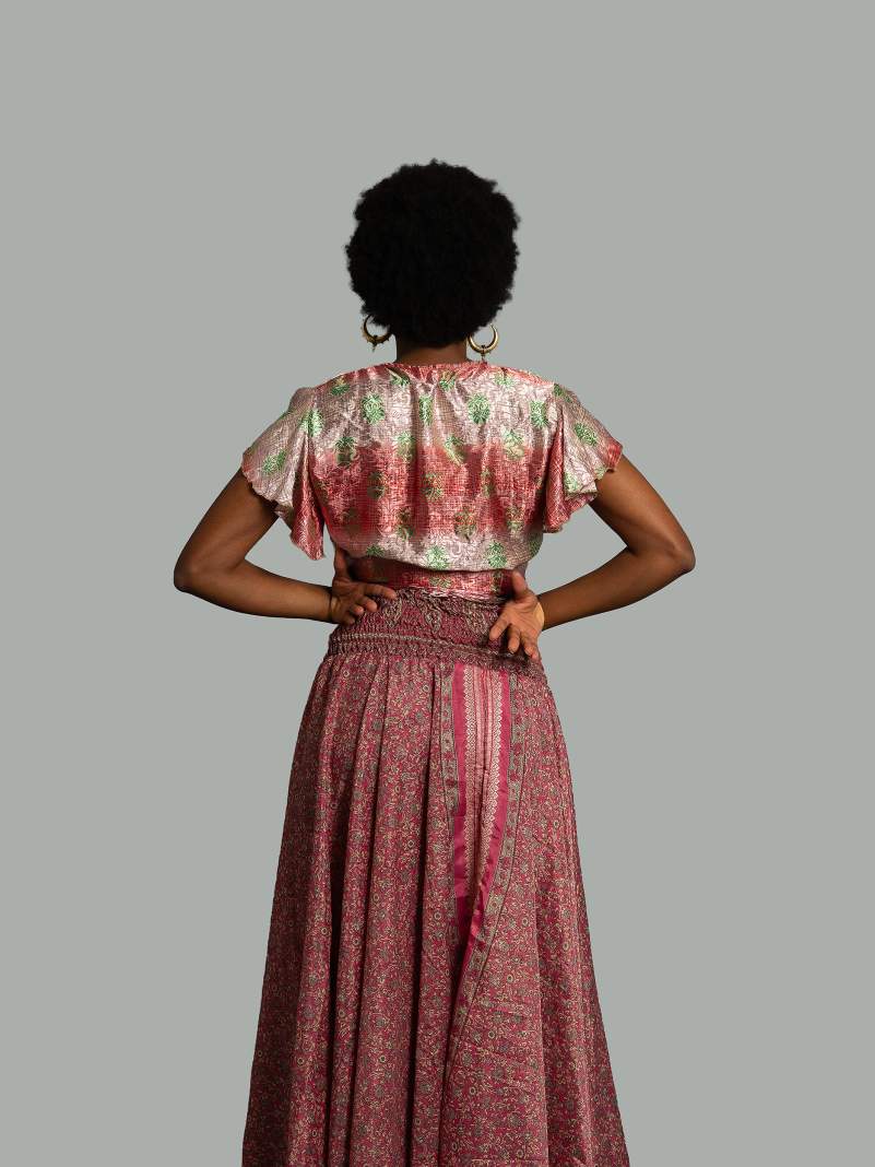 Gonna etnica rosa – Calcutta