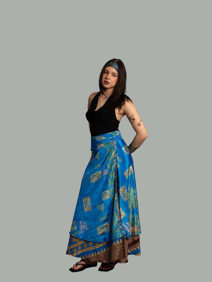 Gonna etnica lunga a portafoglio blu – India