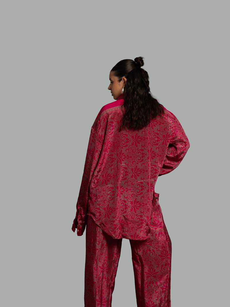 Camicia e Pantalone LXL rosso – Punjabi