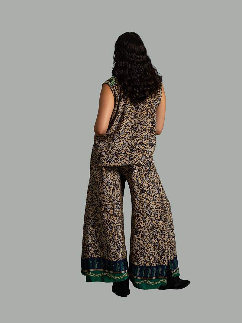Completo Top smanicato e pantalone beige e verde - Cochin