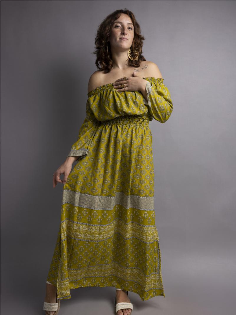 Abito Lungo Etnico con Scollo a Barca verde – Radha