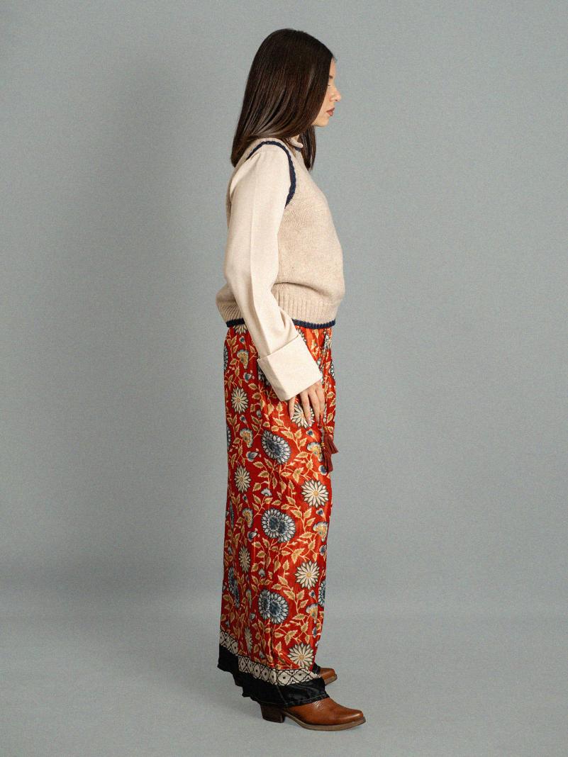 Pantalone SM rosso con fiori - Gurgaon