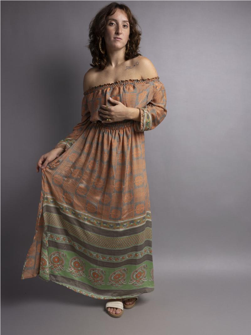 Abito Lungo Etnico con Scollo a Barca salmone e grigio – Radha