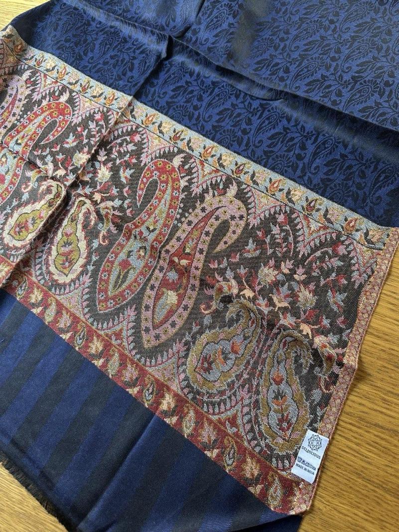 Sciarpa in Seta e Viscosa - Nero e Blu con righe