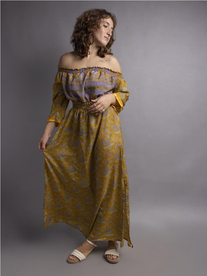 Abito Lungo Etnico con Scollo a Barca ocra – Radha