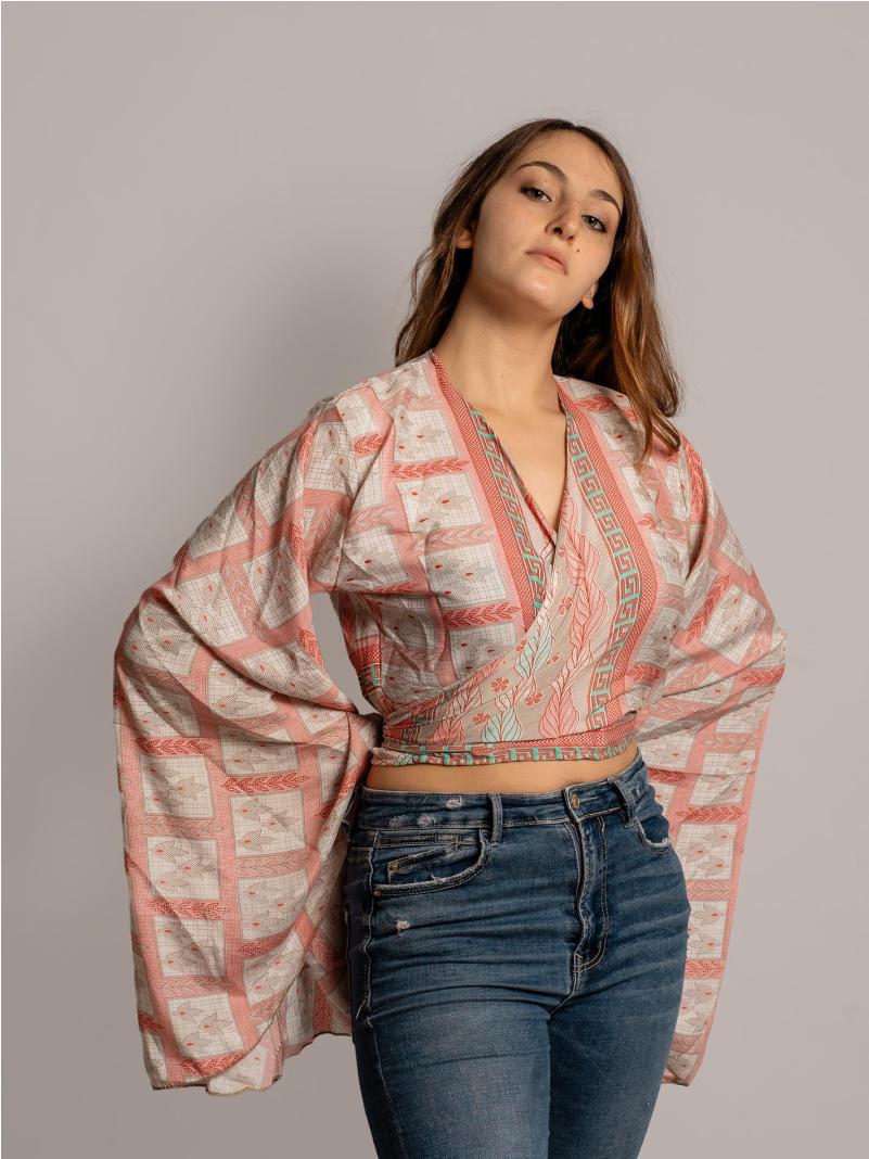 Wrap Top Manica larga bianco e rosa – Gandhi