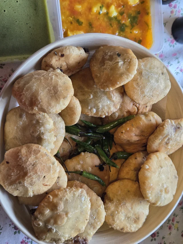 Kachori - onion or daal