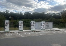01_dobíjecí_hub_Úvaly_u_Prahy (1)