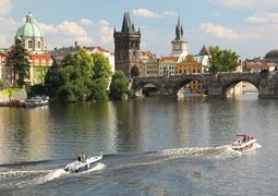 5101507497_f34b16ddec_c