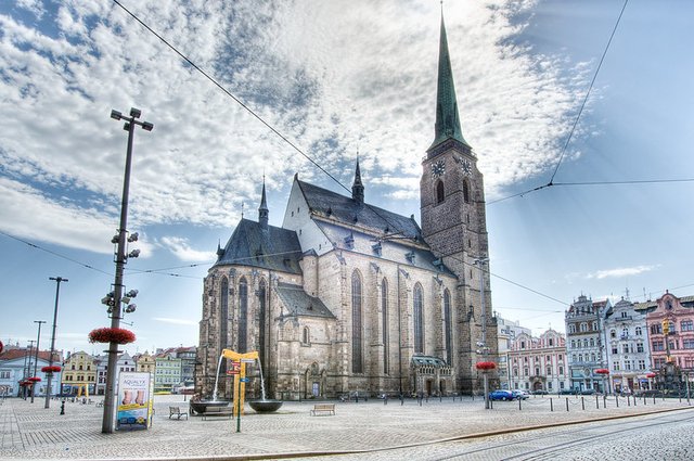 9610120443_1c88629fe4_c