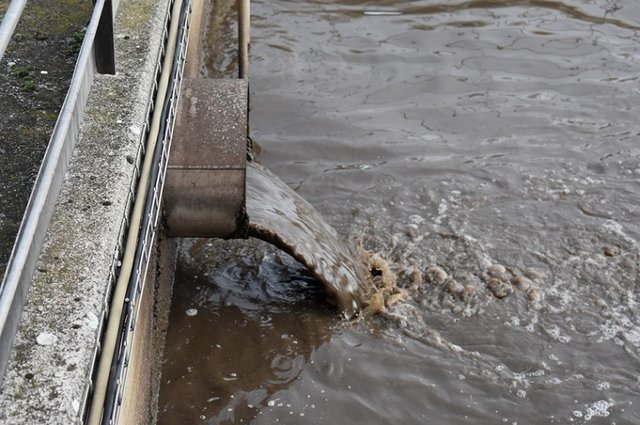 ČOV Lysá hora je přetěžována, což vede k jejím kolapsům. Inspektoři ČIŽP uložili provozovateli pok