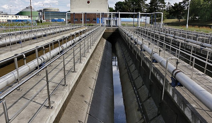 Grit_trap,_Prague_Central_Wastewater_Treatment_4579