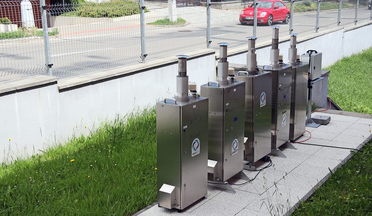 Měření kvality ovzduší přímo v areálu pobočky ČHMÚ Brno