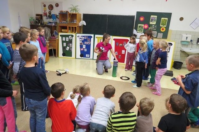 Ocenění Ekoučitel roku si převzali pedagogové, kteří umí pro ochranu přírody nadchnout své žáky a 