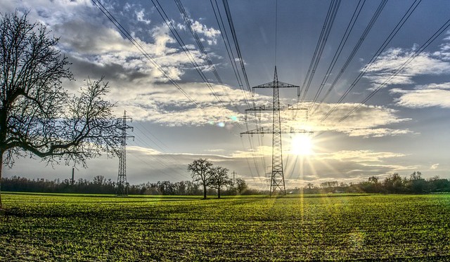 Rada ERÚ vyzvala dodavatele energie k nastavení jasných cenových podmínek a k jejich dodržování