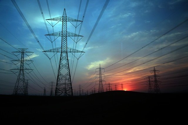 ashrafchemban-electricity-pylon-3916954_640