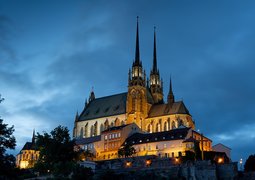 cathedral-5672716_640