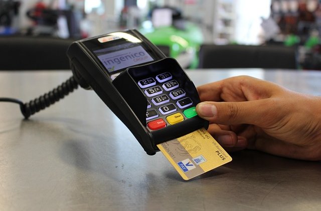ec-cash-1750490_640