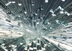 glass-4298090_640