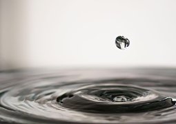 karenpouls-water-drop-7589539_640
