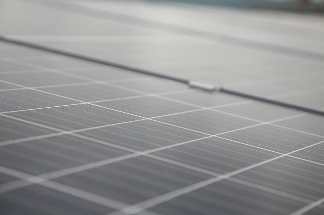 klas_lu-photovoltaic-5020803_640