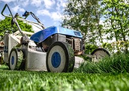 lawn-mower-384589_640