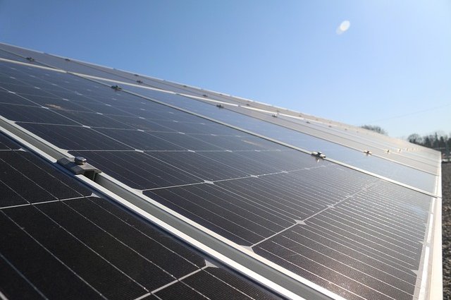 lcec-solar-5069790_640