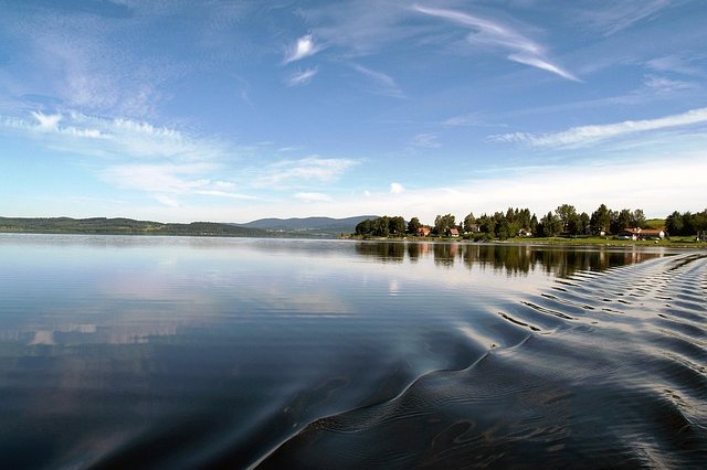 lipno-dam-1104492_640