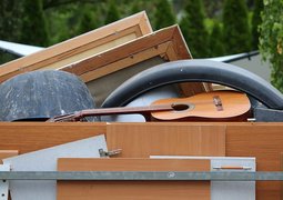 manfredrichter-bulky-waste-5279249_640