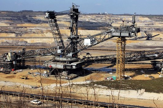 noname_13-open-pit-mining-1327116_640