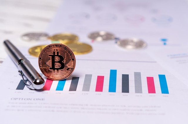 oleksandrpidvalnyi-finance-6749717_640