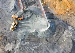 pexels-tomfisk-2101137