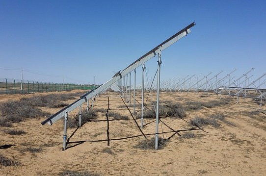 photovoltaic-1770973_640