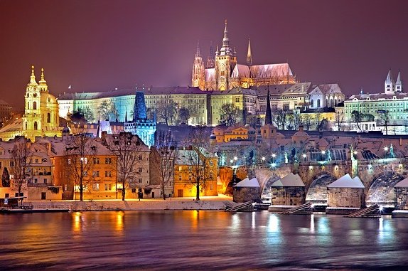 prague-3010407_640