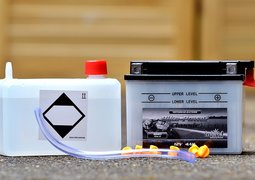 ralphs_fotos-battery-2490127_640