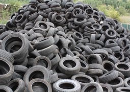 recyclind-tires-1846674_640