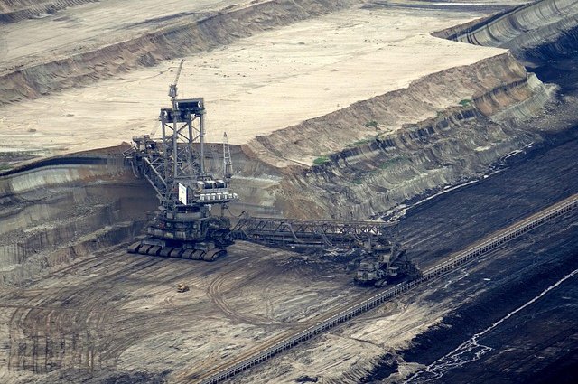 semevent-bucket-wheel-excavators-2454613_640