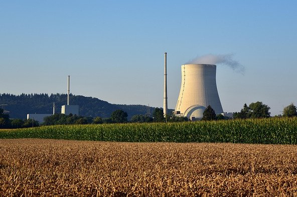 ulleo-nuclear-power-plant-3545244_640