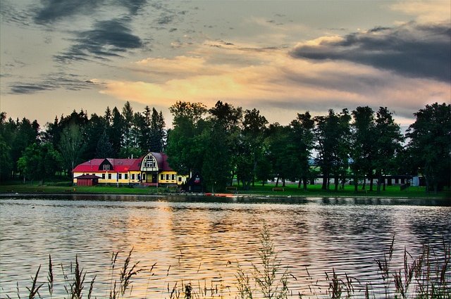 zdejur-country-4610933_640
