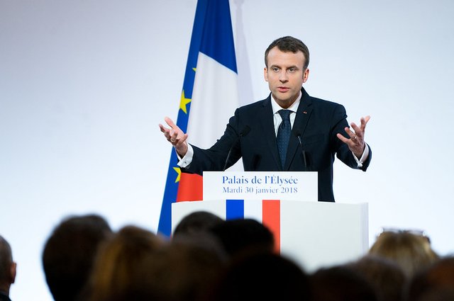 32605283887_d619fbfbaa_c.jpg