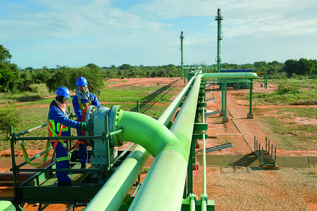 767px-SASOL_Gas_Pipeline_-_Temane_-_Mozambique.jpg