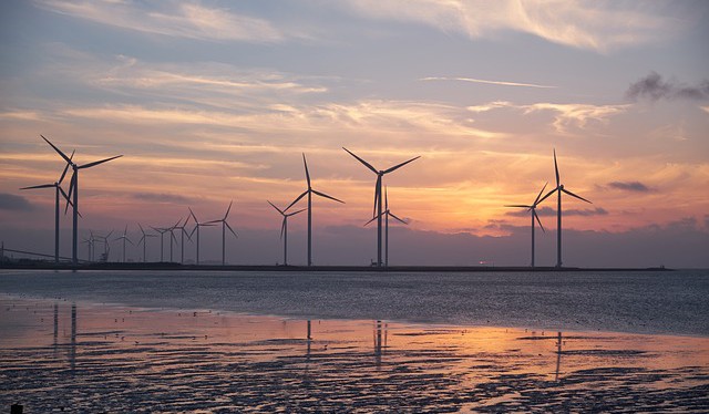 Blíží se německý „větrný sen“ ke konci? Výrobci turbín přistupují k propouštění zaměstnanců
