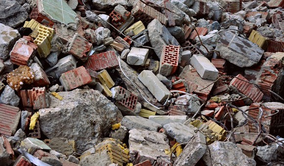 Bylo by lepší zavést více limitů obsahu škodlivin v recyklovaných stavebních materiálech?
