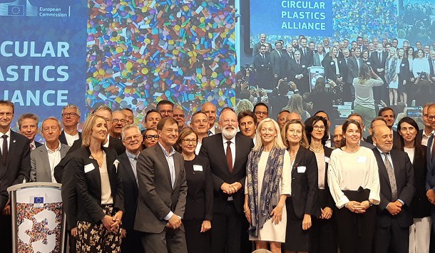 Deklarace evropské aliance k závazku do roku 2025 využívat 10 mil. tun recyklovaných plastů