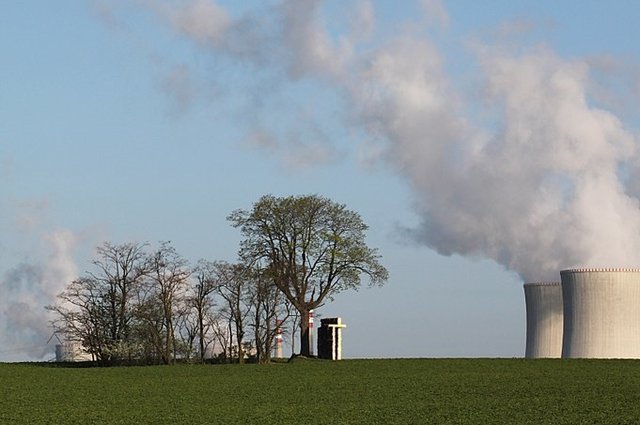 Dlouhodobý provoz současných bloků a plný start společnosti elektrárna Dukovany II