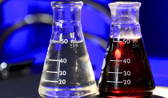 ECHA zahájila konzultace k návrhům harmonizované klasifikace a označování 3 chemických látek