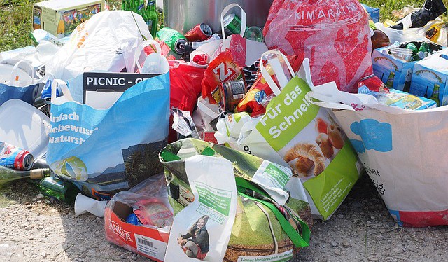 Evropská komise doporučuje 14 státům EU, jak dosáhnout cílů v recyklaci komunálního odpadu